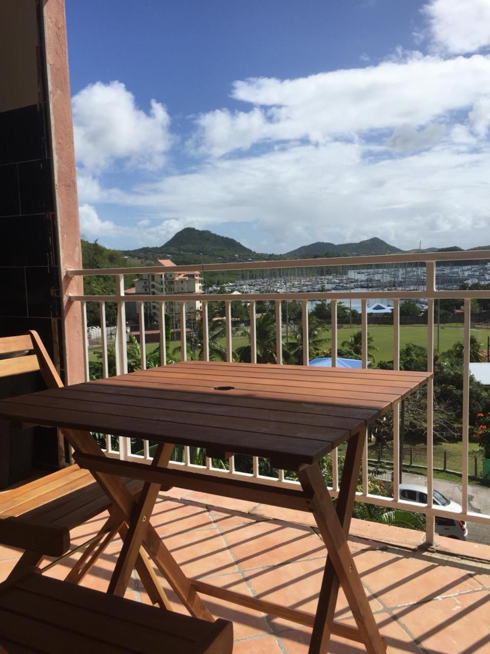 Marina Sun Apartment Le Marin Exterior foto